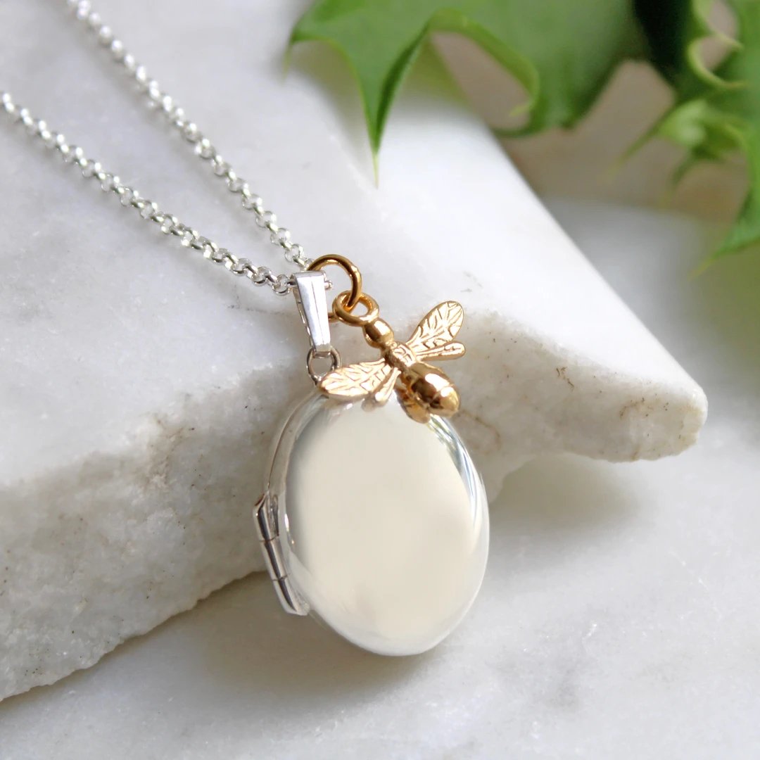 Stylish locket design sale