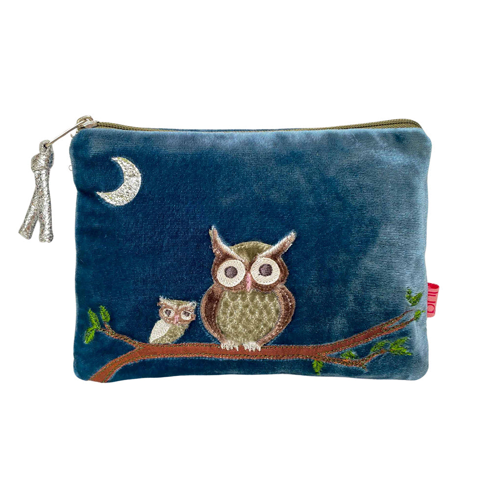 Velvet pouch with embroidered owls and a moon on a blue background
