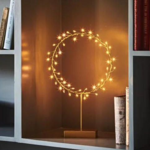 wreath christmas table decoration light