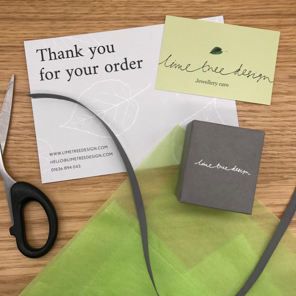 packaging for earrings