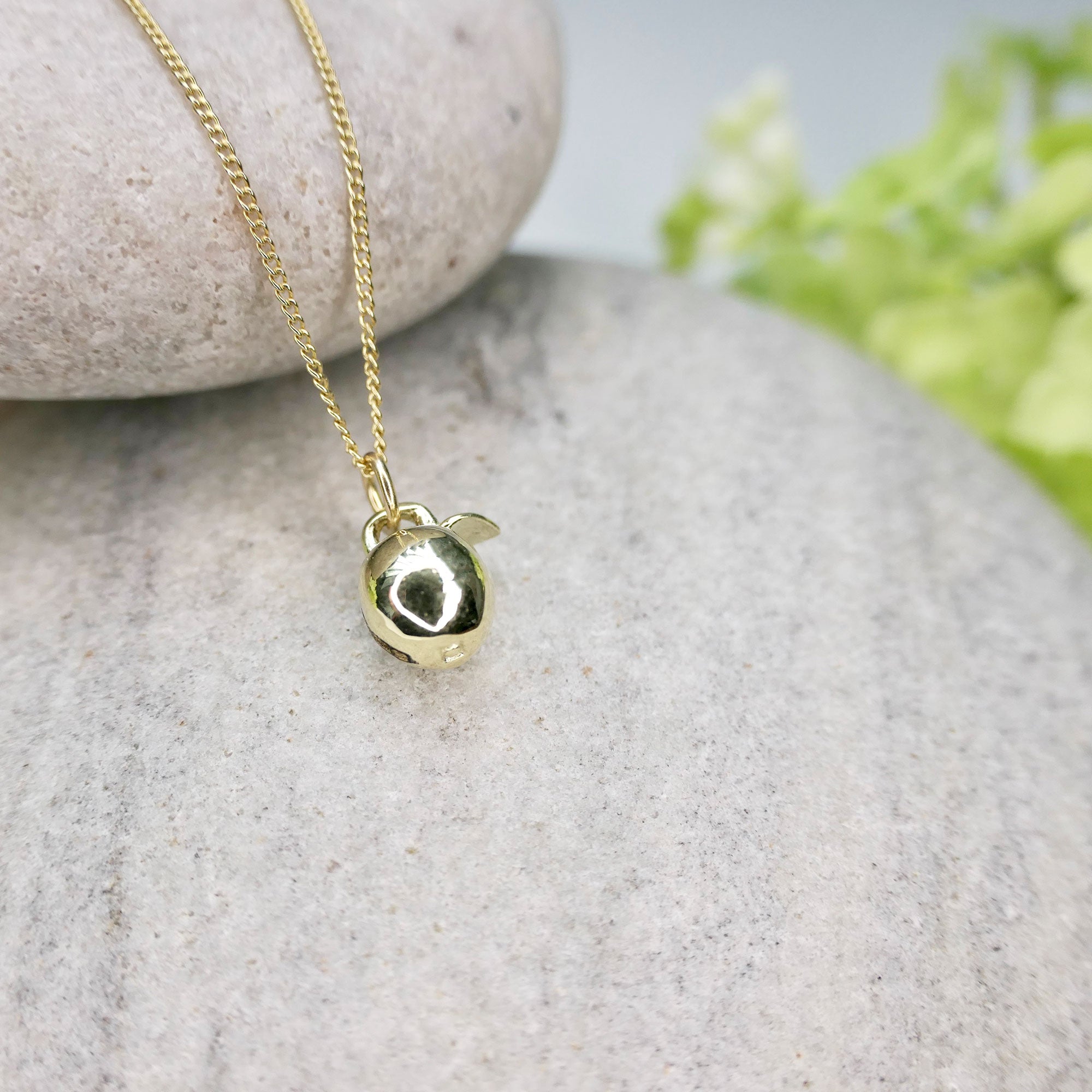 Tiny Apple Necklace 14ct Solid Gold – Lime Tree Design