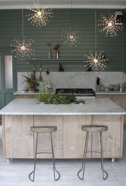 Hanging Starburst Light