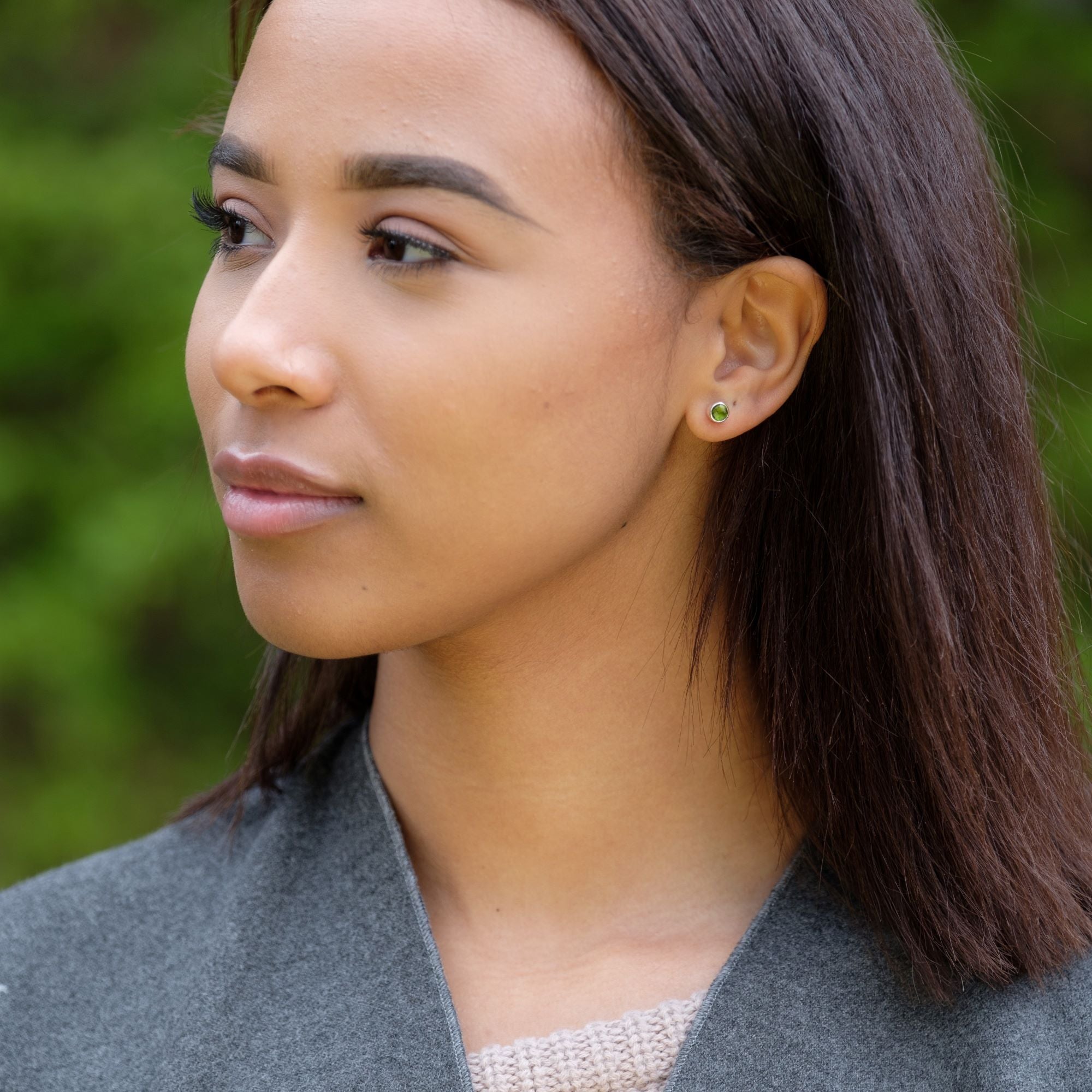 Birthstone Stud Earrings August: Peridot and Sterling Silver