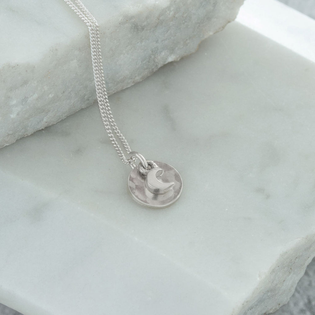 Mini moon necklace top