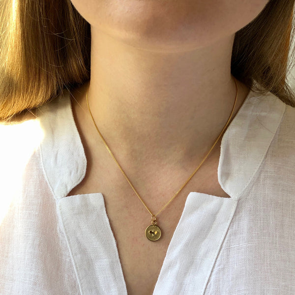 Bee Insert Medallion Necklace