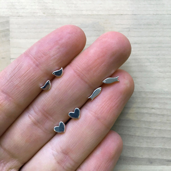 small earrings 