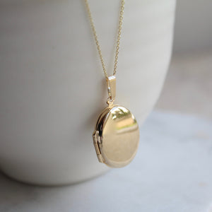 Oval Locket Necklace 9ct Solid Gold