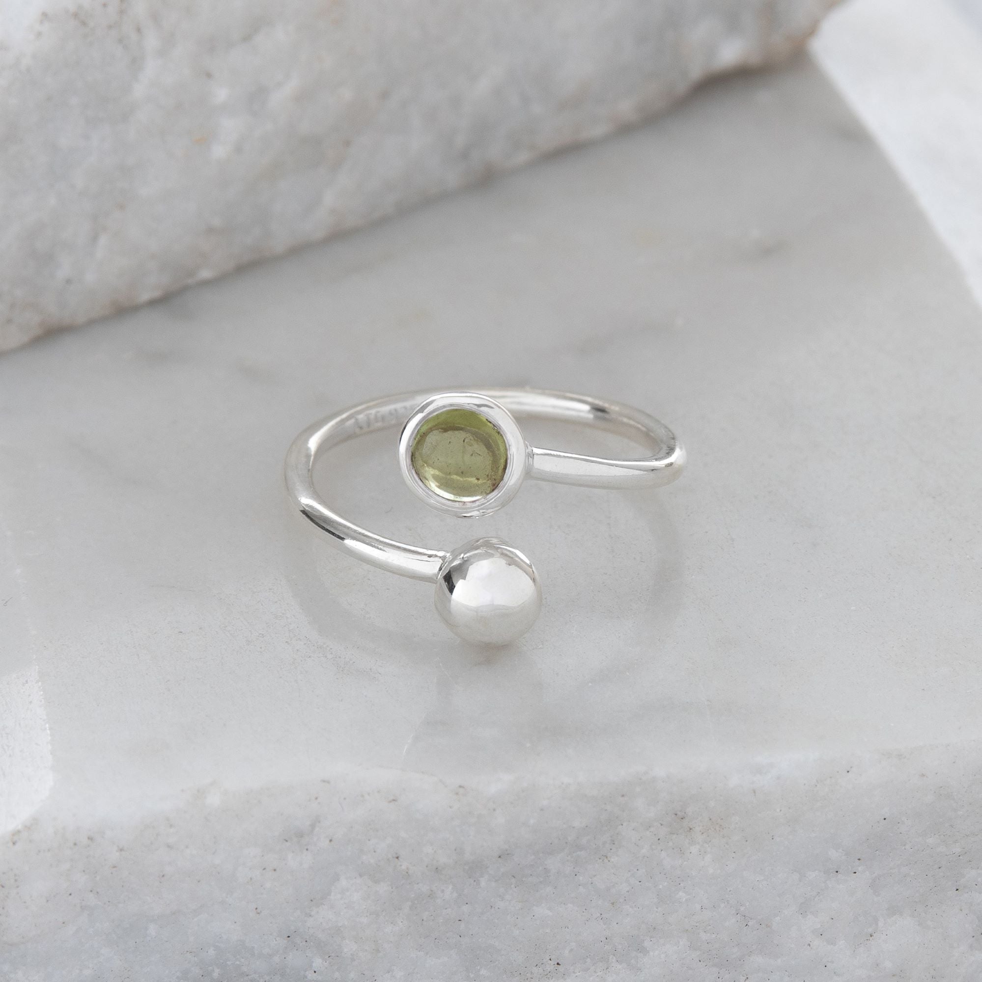 Adjustable Birthstone Ring August: Sterling Silver and Peridot