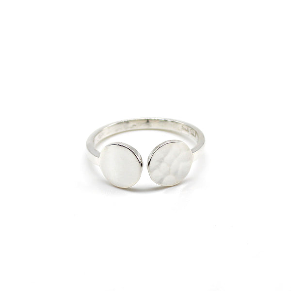 silver hammered and medallion ring 