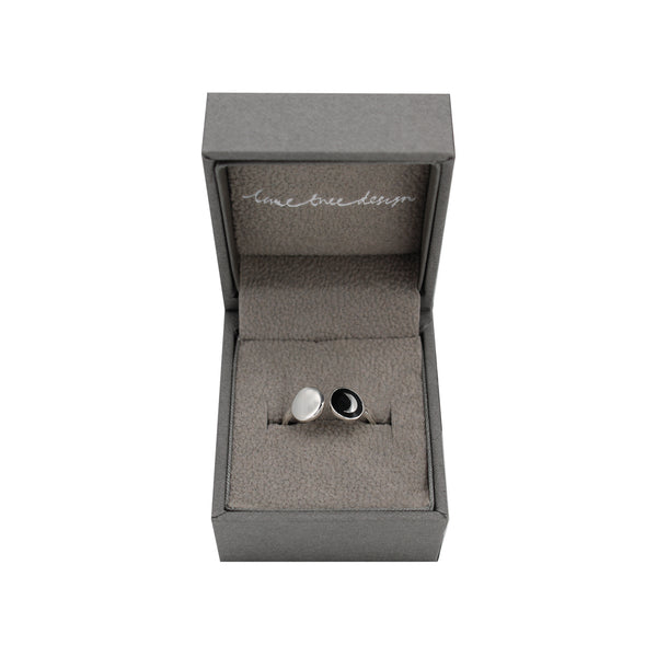 Adjustable ring in Box 