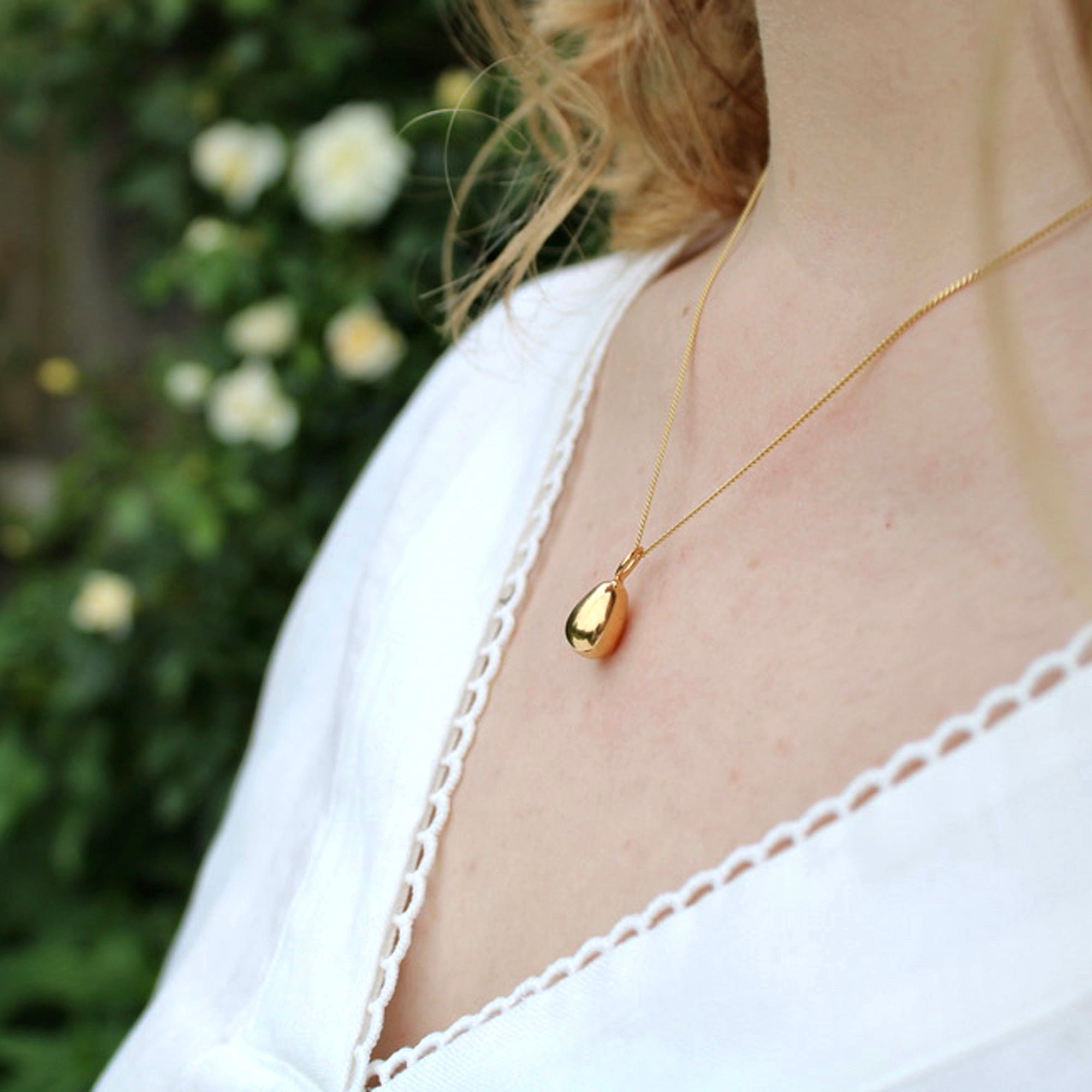 Egg Pendant Necklace Gold Vermeil